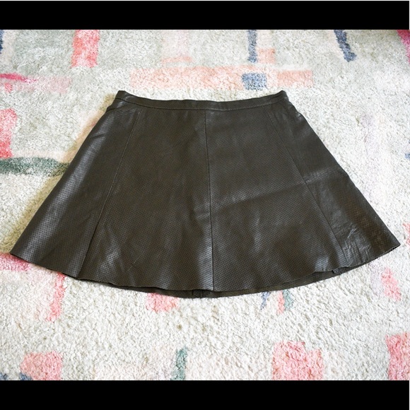 LOVE LEATHER *NWT* Leather Skirt - Picture 1 of 7